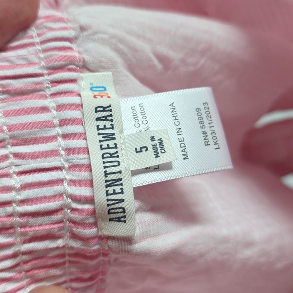 Adventurewear360 Pink Seersucker And Ruffled Lace Outfit Kids Size 5 NWT - Picture 8 of 9